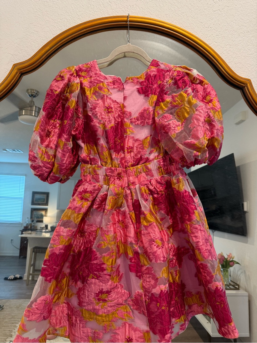 Bright Pink Floral Mini Dress with Puff Sleeves - Picture 4 of 4